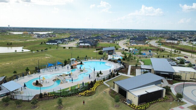 Foto del edificio - 6319 Seafoam Lake Dr
