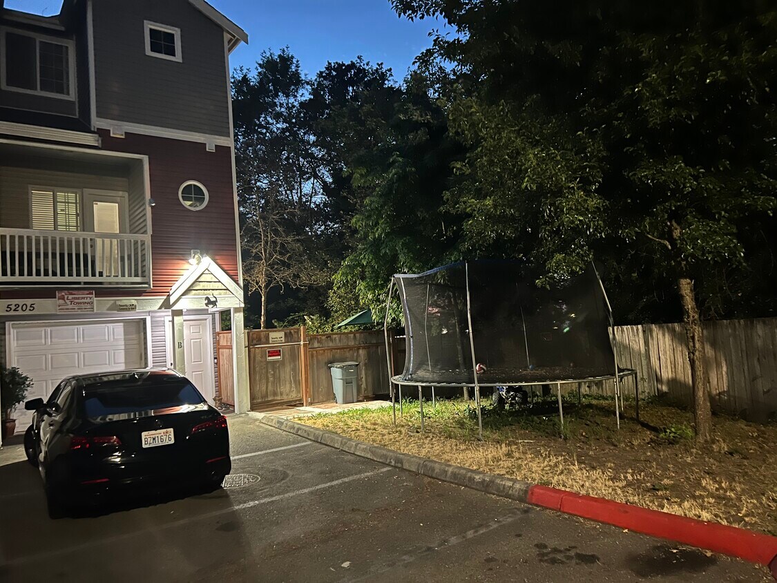 5205 Solberg Dr SW, Lakewood, WA 98499 Townhome Rentals in Lakewood