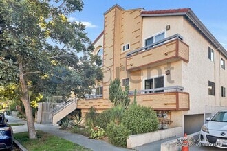 Building Photo - 11733 Avon Way