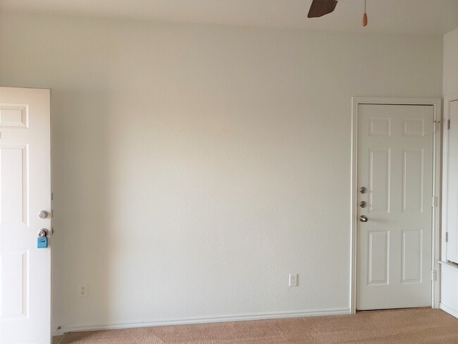 Building Photo - 2810 Ashley Dr