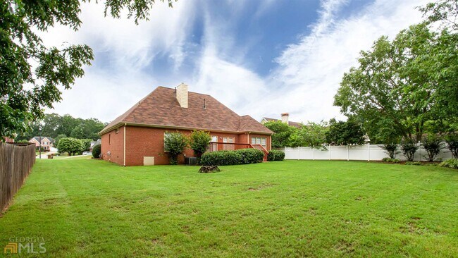 Foto del edificio - 2007 Evergreen Dr SE