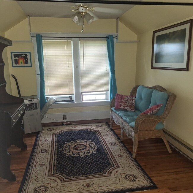 Foto del edificio - 1400 E Chilhowie Ave