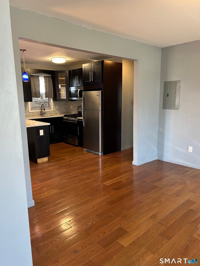 Foto del edificio - 20 Sherman Ave