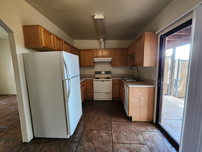 Foto del edificio - 3118 E Blacklidge Dr