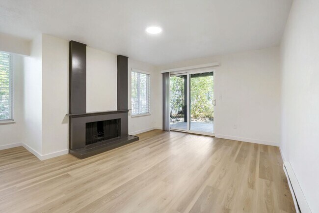 Foto del edificio - 14502 NE 30th Pl