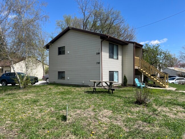 Building Photo - 216 S Franklin Ave