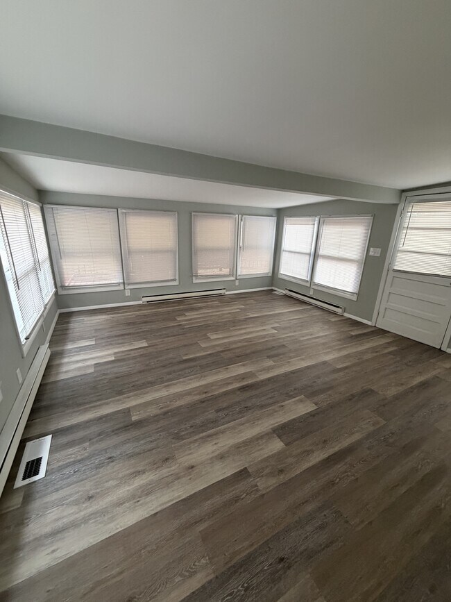 Foto del edificio - 30554 Cannon Dr