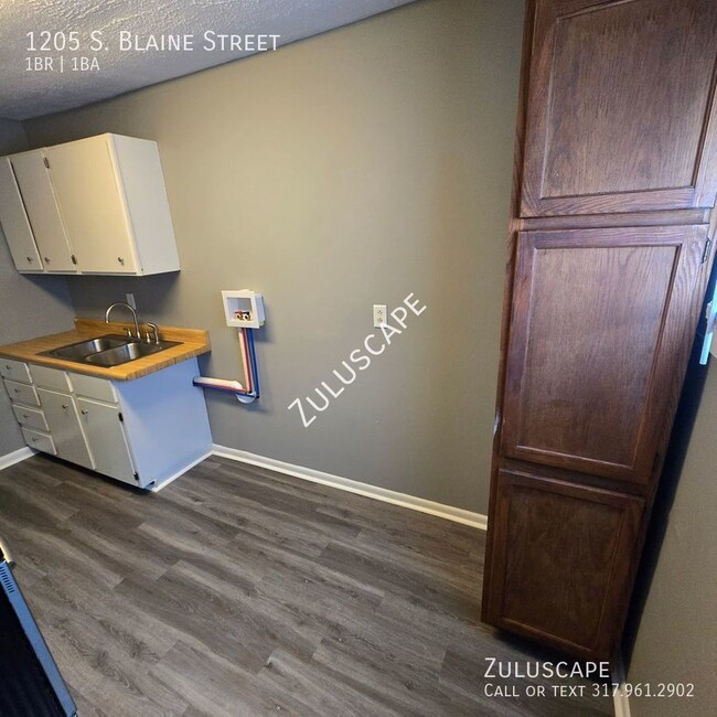 Foto del edificio - Half off FMR! Newly Rehabbed one bedroom i...