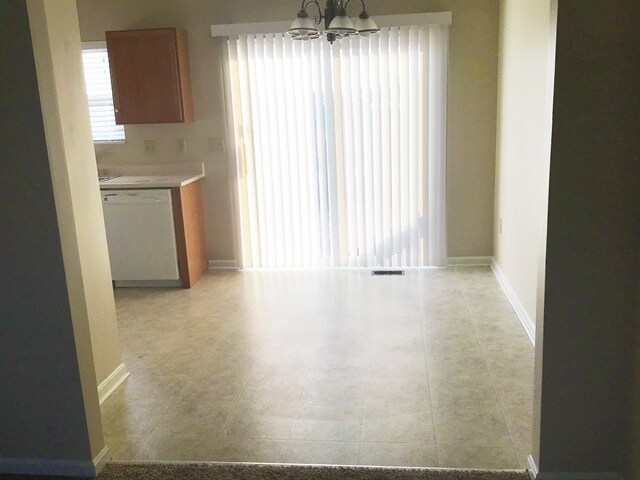 Foto del edificio - 6762 Crisler Court