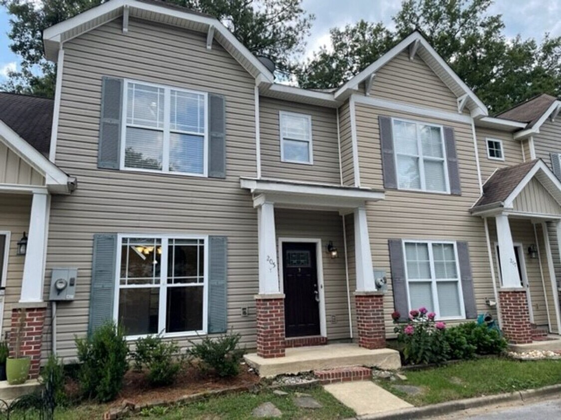 205 Amy Ln, Helena, AL 35080 House Rental in Helena, AL