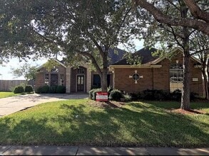 Building Photo - 1311 Pine Mills Dr