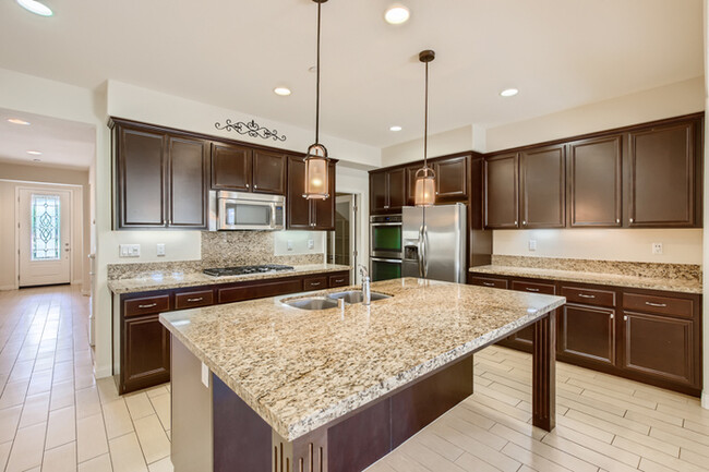 Building Photo - 39096 Clear Creek Ln, Temecula, CA, 92592