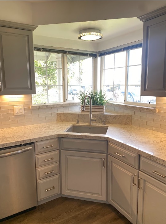 Foto del edificio - 5383 Woodstock Way