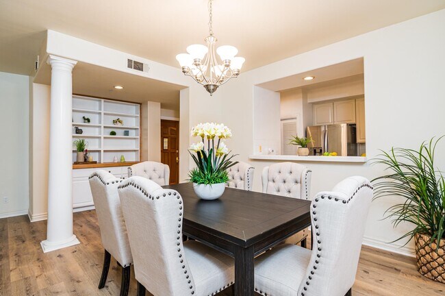 Dining room with open kitchen - 2311 Schader Dr