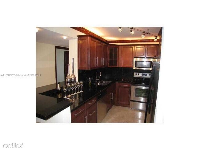 Building Photo - 2 br, 2 bath Condo - 1605 Bay Rd Apt 401 1...