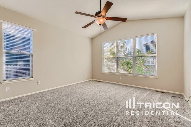 Building Photo - 656 Millet Cir