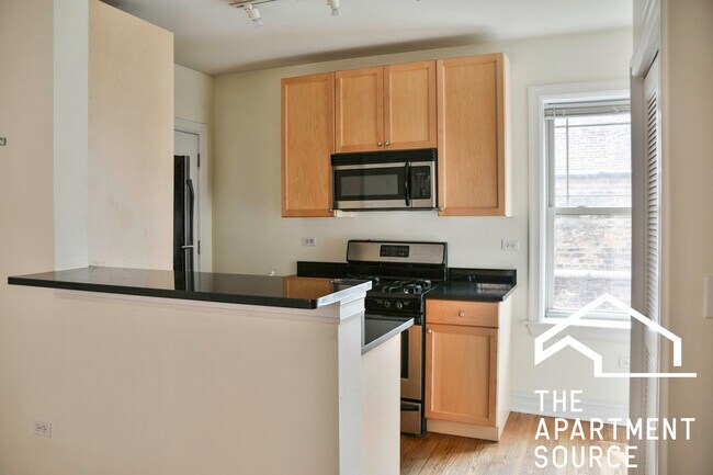 Photo - 3810 N Sheffield Ave Apartment