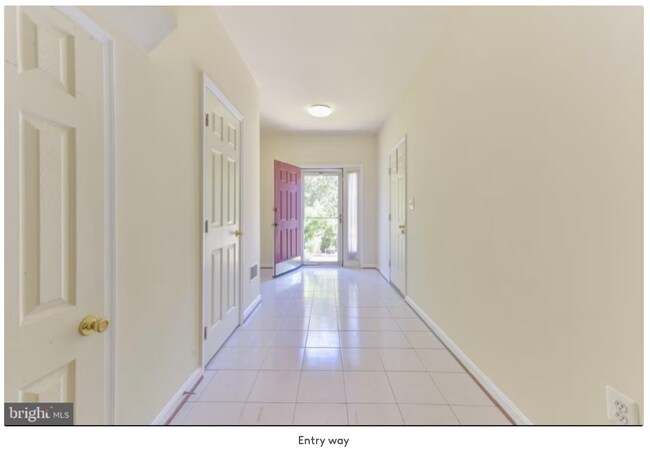Foto del edificio - 2454 Sugar Mill Way