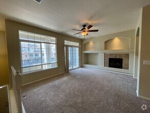 Building Photo - 457 Black Feather Loop