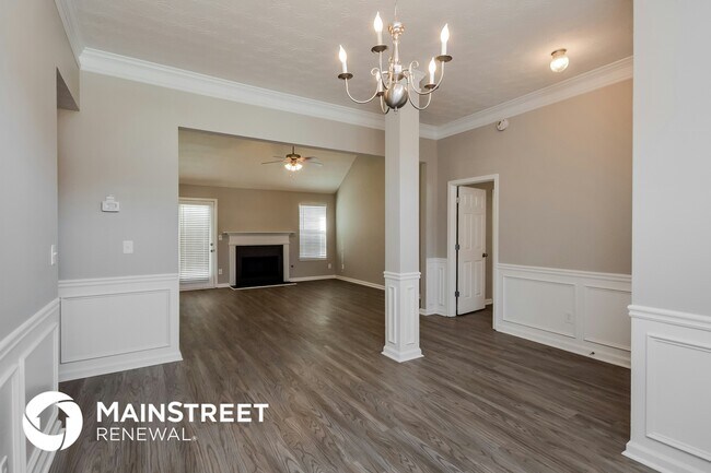 Building Photo - 10 Zebulon Pl