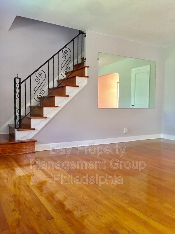 Building Photo - 3840 Marshall Rd