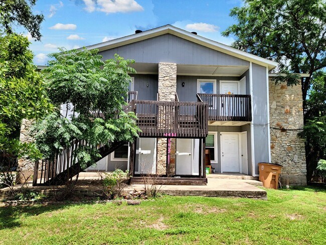 Foto del edificio - 4431 Whispering Valley Dr