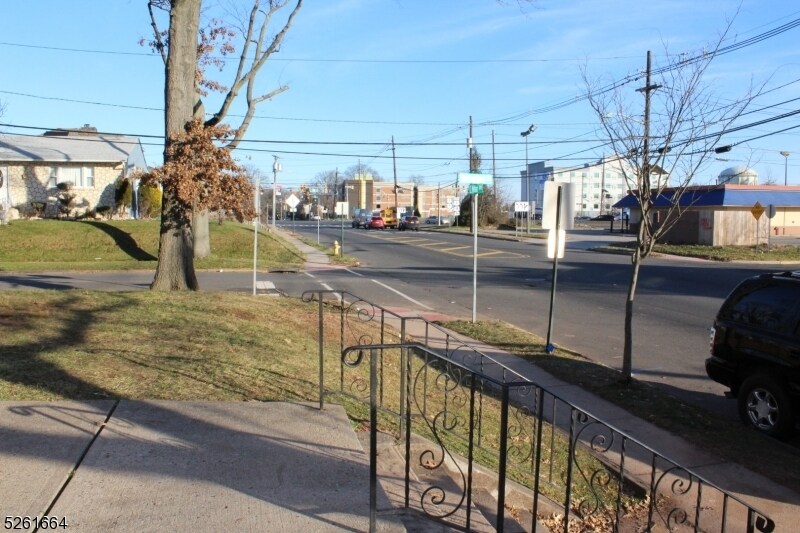 Foto del edificio - 580 E Milton Ave