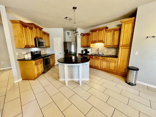 Foto del edificio - 4596 Hermosa Rd