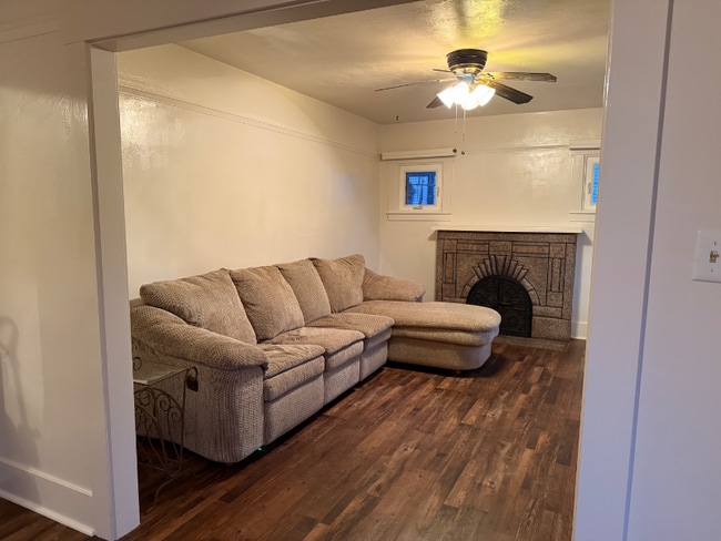 Photo - 1440 D St House