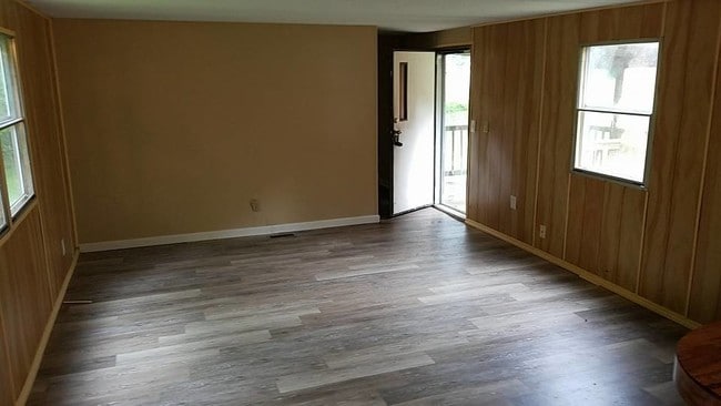 Building Photo - 239 Harless Rd