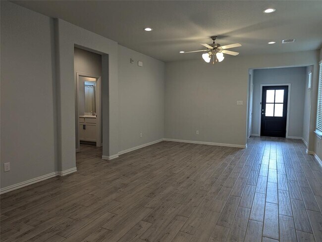 Foto del edificio - 10323 Birch Peak Dr