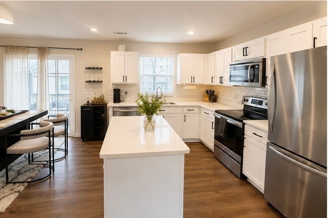 Foto del edificio - 2757 Thornton Grove Blvd