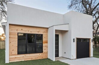 Building Photo - 2511 Lapsley St