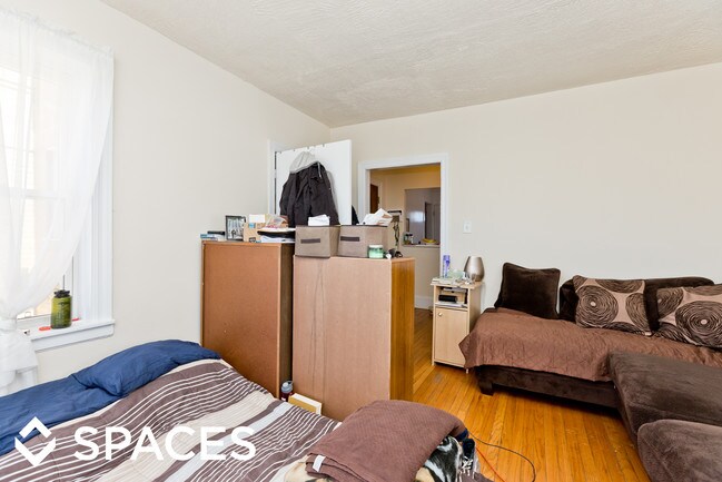 Foto del edificio - 4957 N Albany Ave