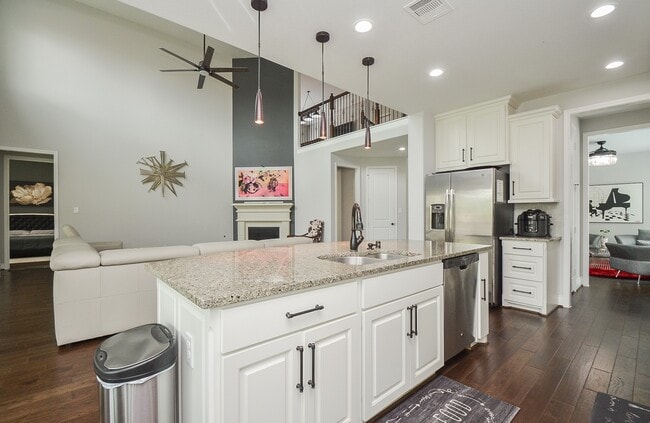 Building Photo - 16835 Fowler Pines Dr