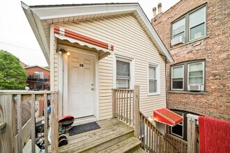 Building Photo - 1431 W Flournoy St