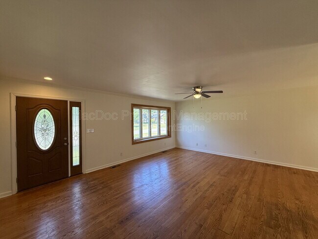 Foto del edificio - 1225 Dewberry Dr