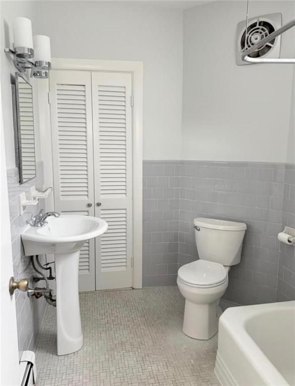 Foto del edificio - 140 Humboldt Ave