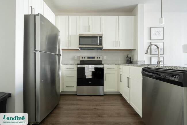 Foto del edificio - 340 W 25th St