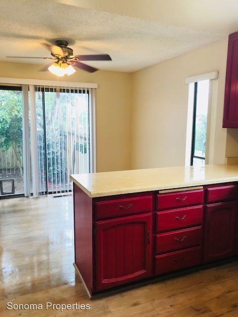 Foto del edificio - 2 br, 2 bath House - 920 West Spain Street