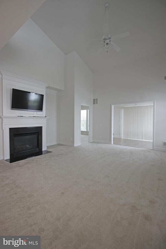 Foto del edificio - 8974 YELLOW DAISY Pl