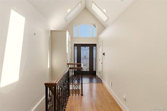 Foto del edificio - 24 Green Dr