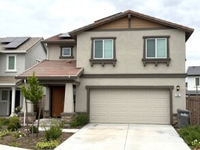 Building Photo - 808 Cliff Ct