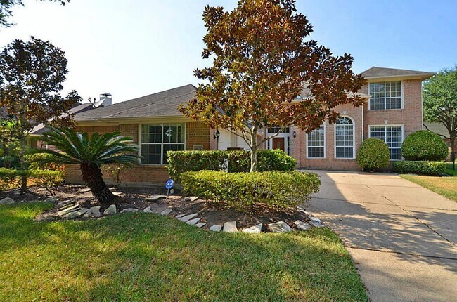Building Photo - 4031 S Crystal Lake Cir