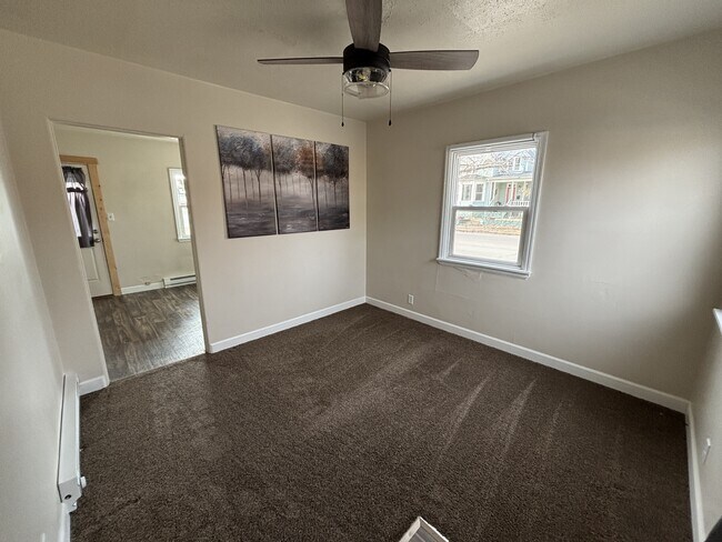 Foto del edificio - 124 7th St