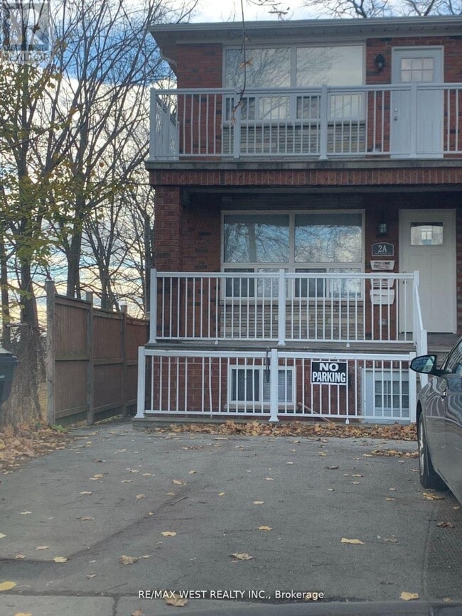 Photo du bâtiment - 2 A Fort Rouille St