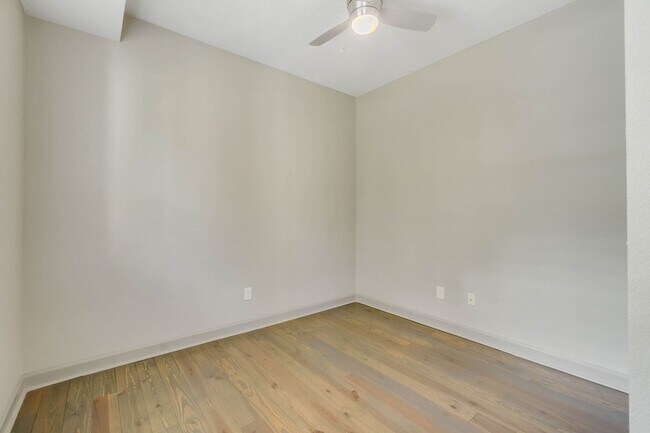 Foto del edificio - Amazing 4/4.5 End Unit Townhome in Colonia...