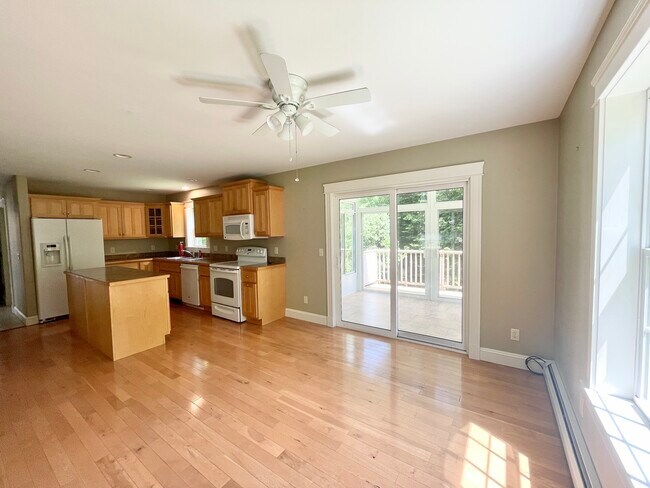 Foto del edificio - 31 Sergeant Ln