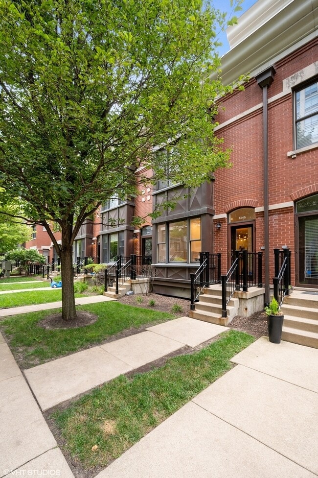Building Photo - 1345 S Indiana Pkwy