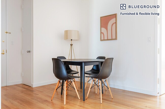 Foto del edificio - 150 E 57th St